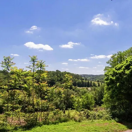 Vacation In Lacropte Near Woods, Cleaning Included Casa vacanze Val de Louyre et Caudeau